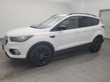 Used 2018 Ford Escape SE w/ SE Sport Appearance Package image 2