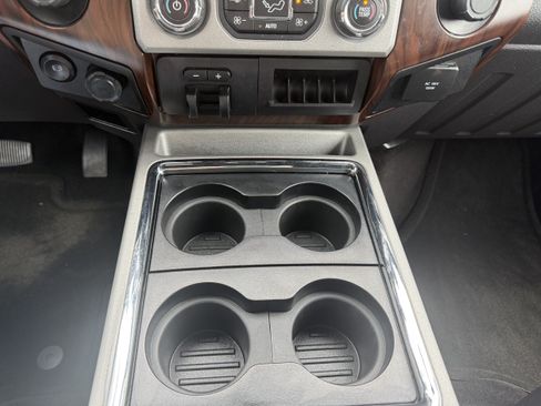 Used 2016 Ford F350 Lariat w/ Camper Package AWD/4WD image 31