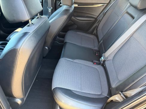 Used 2023 Kia Seltos S image 11