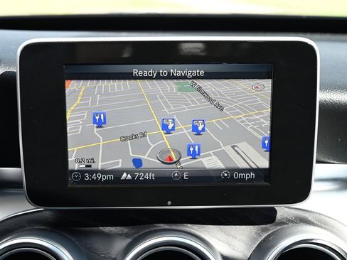 Used 2017 Mercedes-Benz C 300 4MATIC Sedan image 27