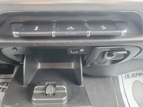 Used 2019 Chevrolet Silverado 1500 LT w/ All Star Edition image 18