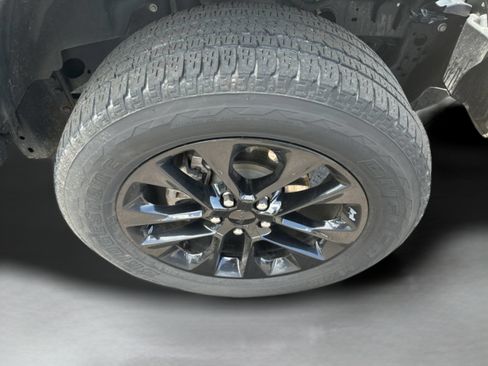 Used 2023 Jeep Wrangler Unlimited Sahara AWD/4WD image 26