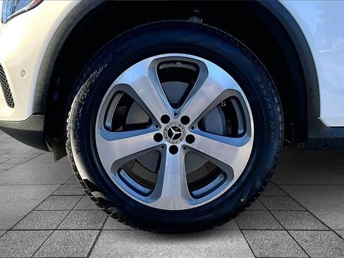 Certified 2022 Mercedes-Benz GLC 300 4MATIC image 36