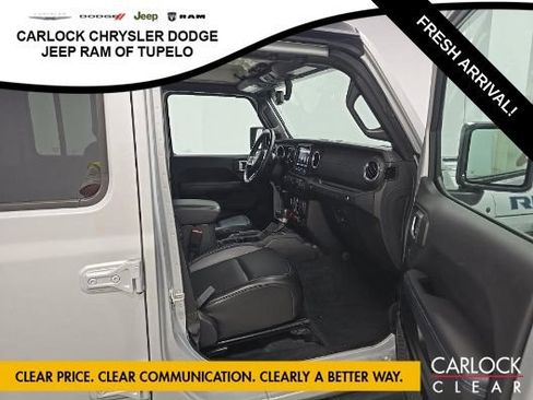 Used 2023 Jeep Wrangler Unlimited Rubicon 4xe w/ Cold Weather Group AWD/4WD image 7