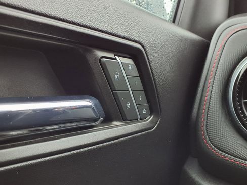 Used 2023 Chevrolet Colorado Z71 w/ Z71 Convenience Package 2 image 20