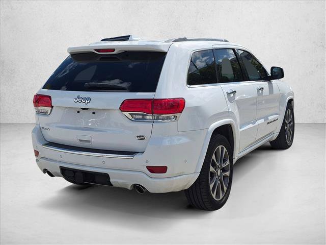 Used 2018 Jeep Grand Cherokee Overland AWD/4WD image 3