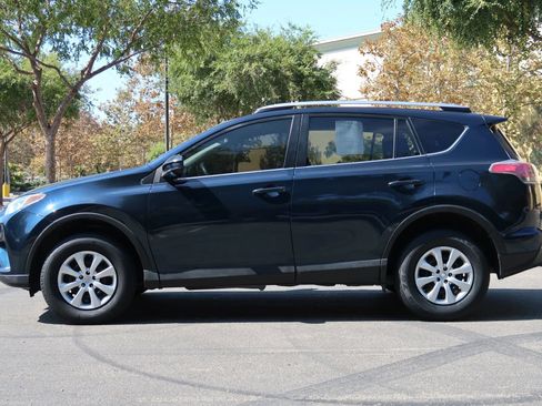 Used 2017 Toyota RAV4 LE image 3