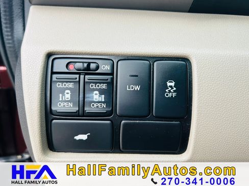 Used 2017 Honda Odyssey EX-L image 28