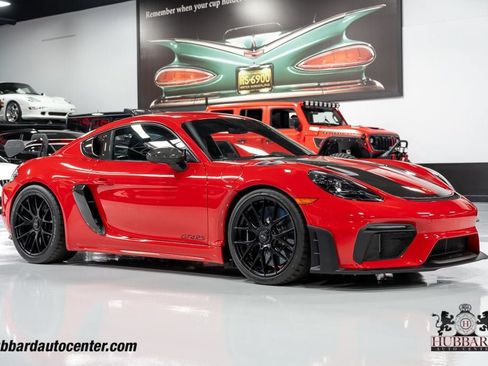 Used 2024 Porsche 718 Cayman GT4 RS RWD image 1