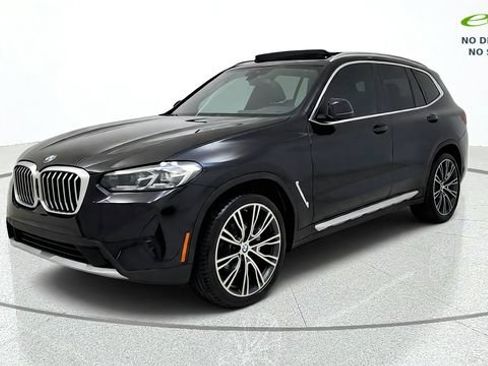 Used 2024 BMW X3 sDrive30i w/ Convenience Package RWD image 3