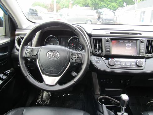 Used 2016 Toyota RAV4 Limited AWD/4WD image 16