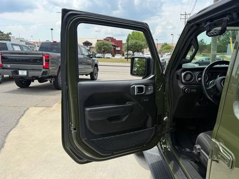Used 2022 Jeep Wrangler Unlimited Sport AWD/4WD image 13