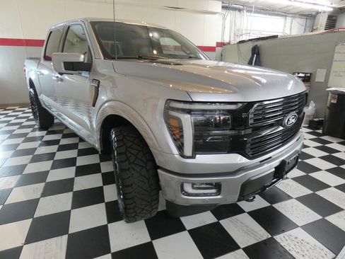 Used 2025 Ford F150 Platinum w/ Equipment Group 702A High AWD/4WD image 4