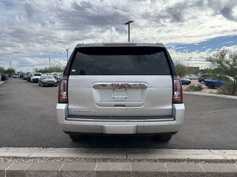 Used 2017 GMC Yukon XL Denali w/ Open Road Package image 4