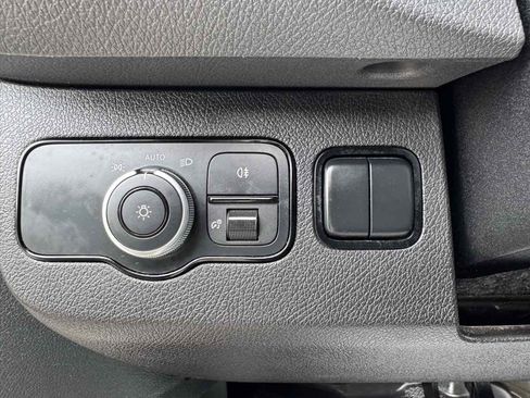 Used 2021 Freightliner Sprinter 2500 RWD image 10