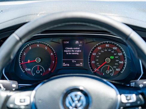 Used 2019 Volkswagen Jetta R-Line FWD image 20