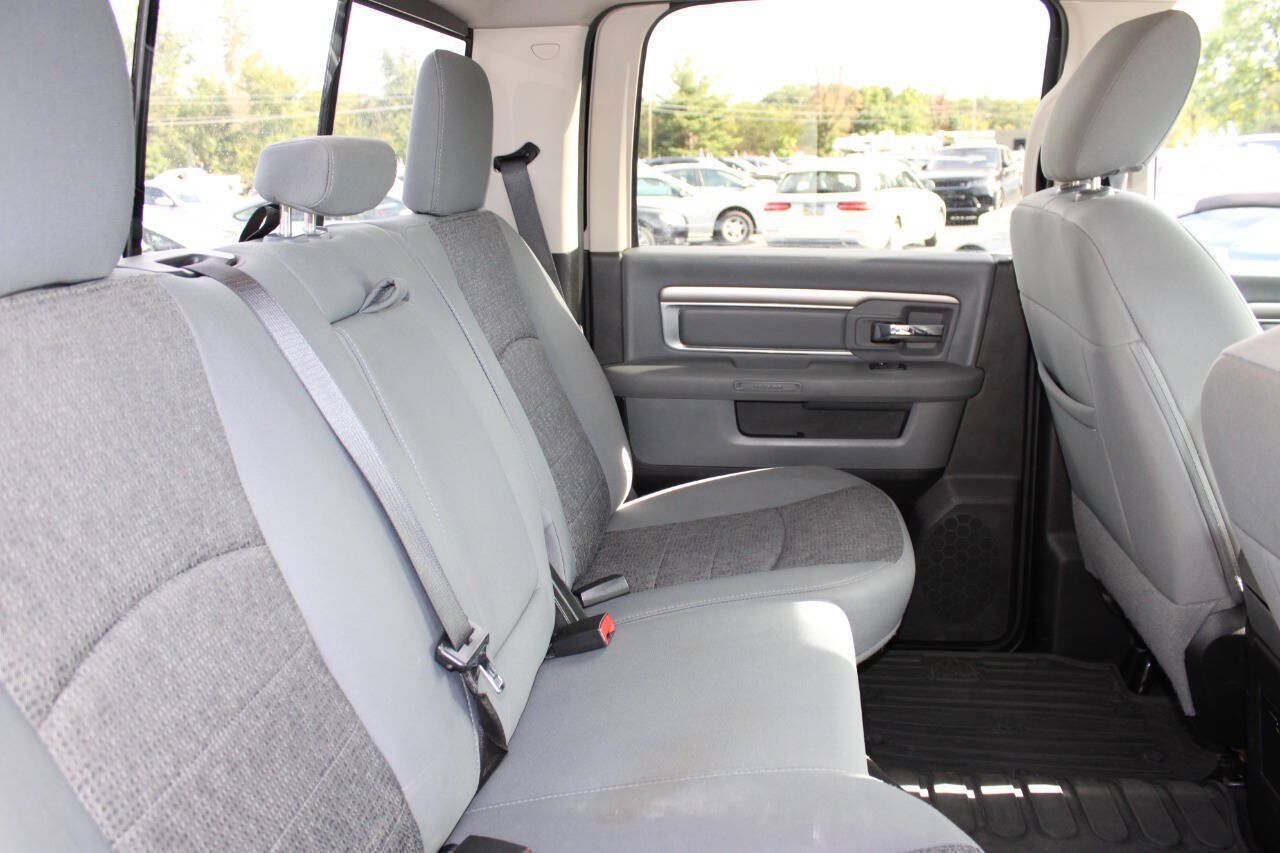 Used 2017 RAM 1500 Big Horn AWD/4WD image 17