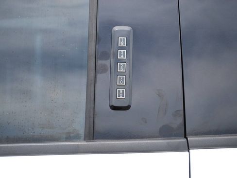 Used 2018 Ford F250 Lariat AWD/4WD image 11