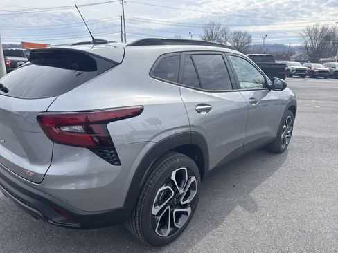 New 2026 Chevrolet Trax RS w/ Driver Confidence Package image 3