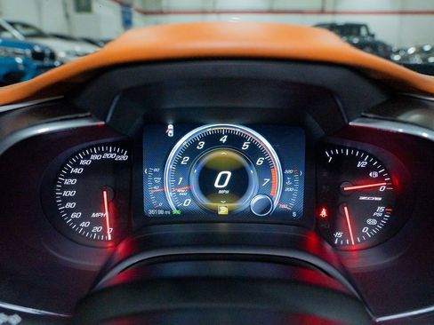 Used 2015 Chevrolet Corvette Z06 w/ 3LZ Preferred Equipment Group image 41