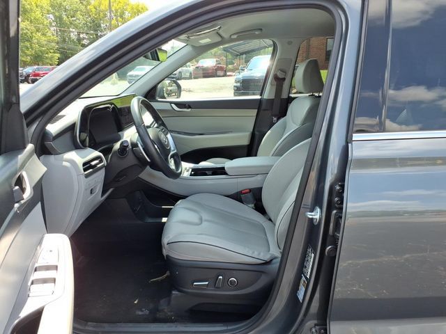 Used 2024 Hyundai Palisade SEL FWD image 4