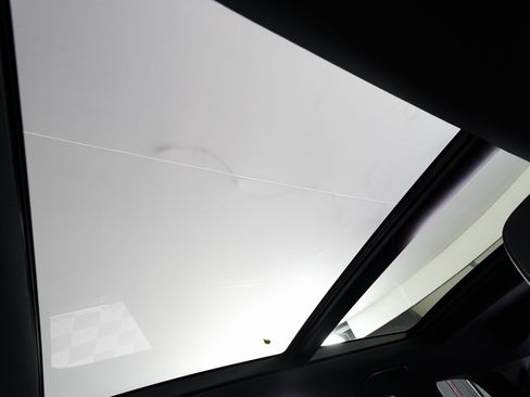 Used 2024 Mercedes-Benz GLS 450 4MATIC image 27