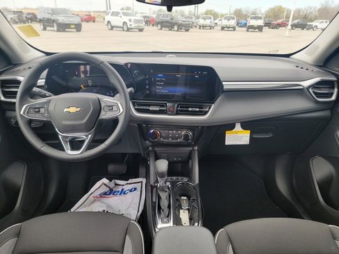 New 2025 Chevrolet TrailBlazer LT w/ LT Cold Weather Package image 12