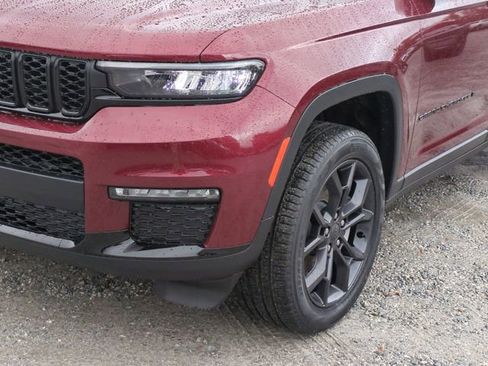 New 2025 Jeep Grand Cherokee L Limited w/ Trailer Tow Package AWD/4WD image 9