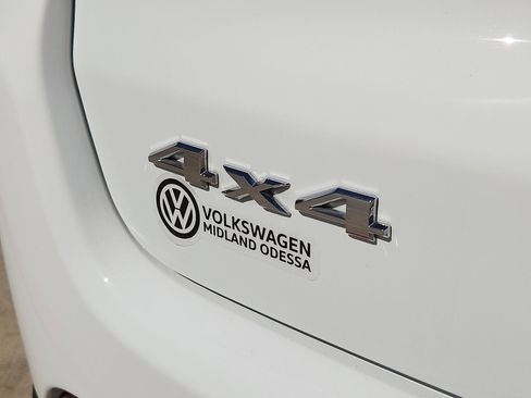 Used 2025 Jeep Compass Sport image 10