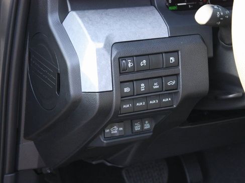 New 2025 Toyota Tacoma Trailhunter image 11