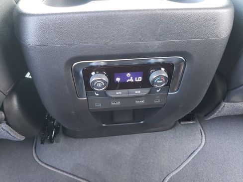 New 2025 Chevrolet Tahoe Premier image 36