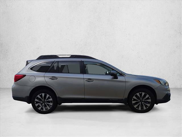 Used 2015 Subaru Outback 3.6R Limited AWD/4WD image 4