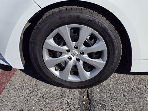 Used 2023 Toyota Corolla LE image 8