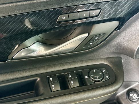 Used 2024 GMC Terrain AT4 image 17