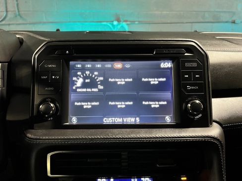 Used 2017 Nissan GT-R Premium image 30