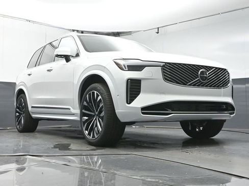 Used 2026 Volvo XC90 T8 Ultra w/ Protection Package Premier image 34