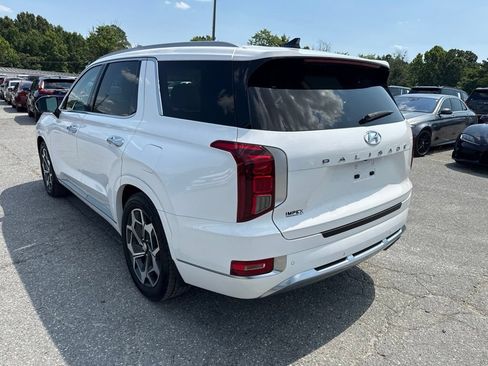 Used 2022 Hyundai Palisade Calligraphy w/ Cargo Package FWD image 6