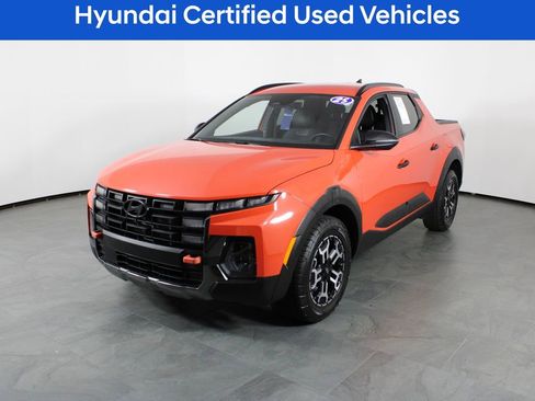 Certified 2025 Hyundai Santa Cruz XRT image 2