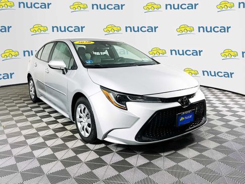 Used 2020 Toyota Corolla LE image 1
