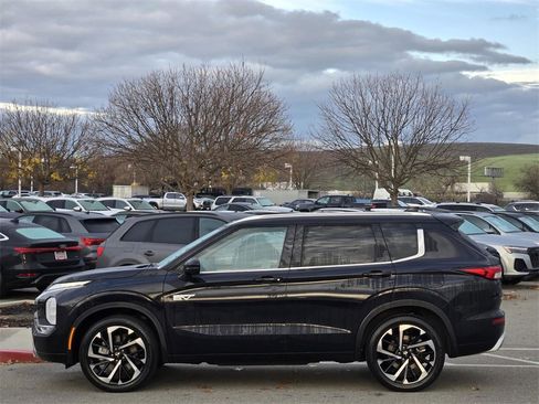 Used 2024 Mitsubishi Outlander SEL Black Edition image 7