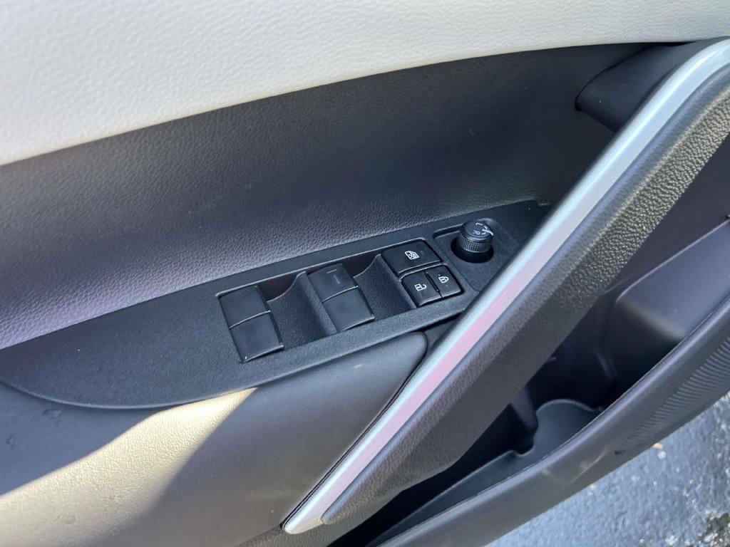 New 2026 Toyota Corolla Cross LE FWD image 16
