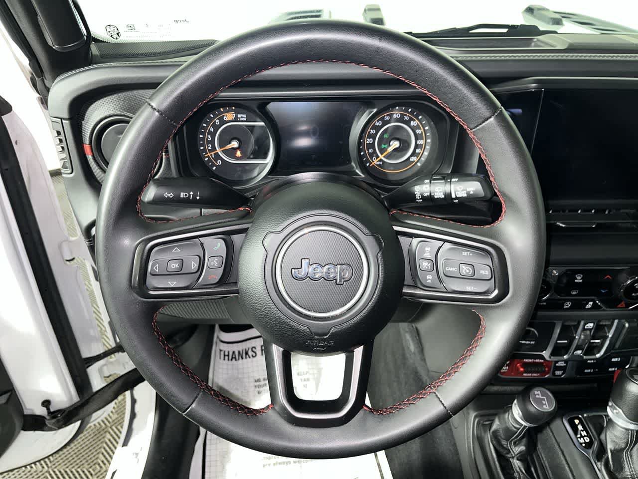 Used 2025 Jeep Wrangler Unlimited Rubicon AWD/4WD image 16