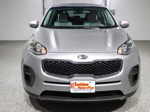 Used 2019 Kia Sportage LX image 4