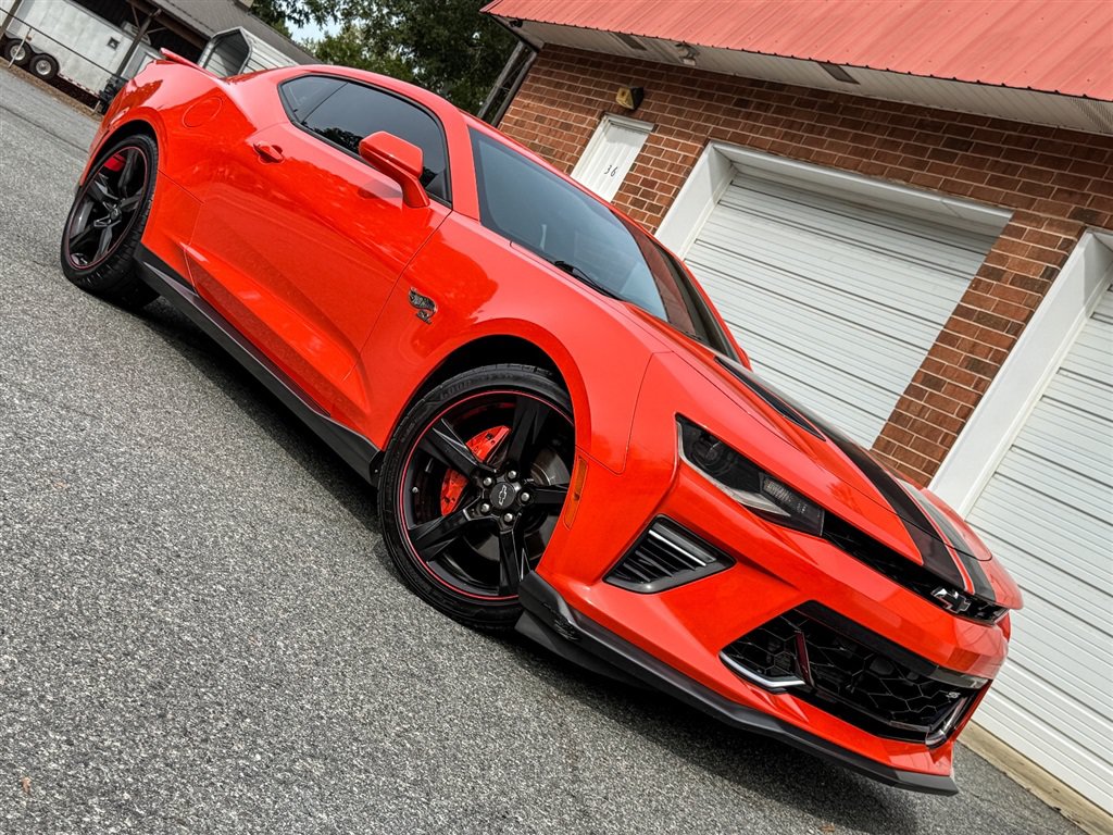 Used 2018 Chevrolet Camaro SS w/ Hot Wheels Edition RWD image 28