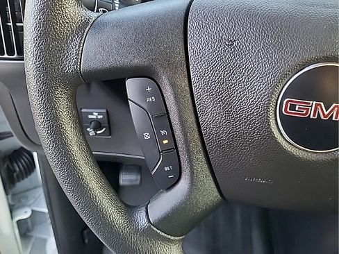 Used 2025 GMC Savana 2500 w/ Driver Convenience Package RWD image 17
