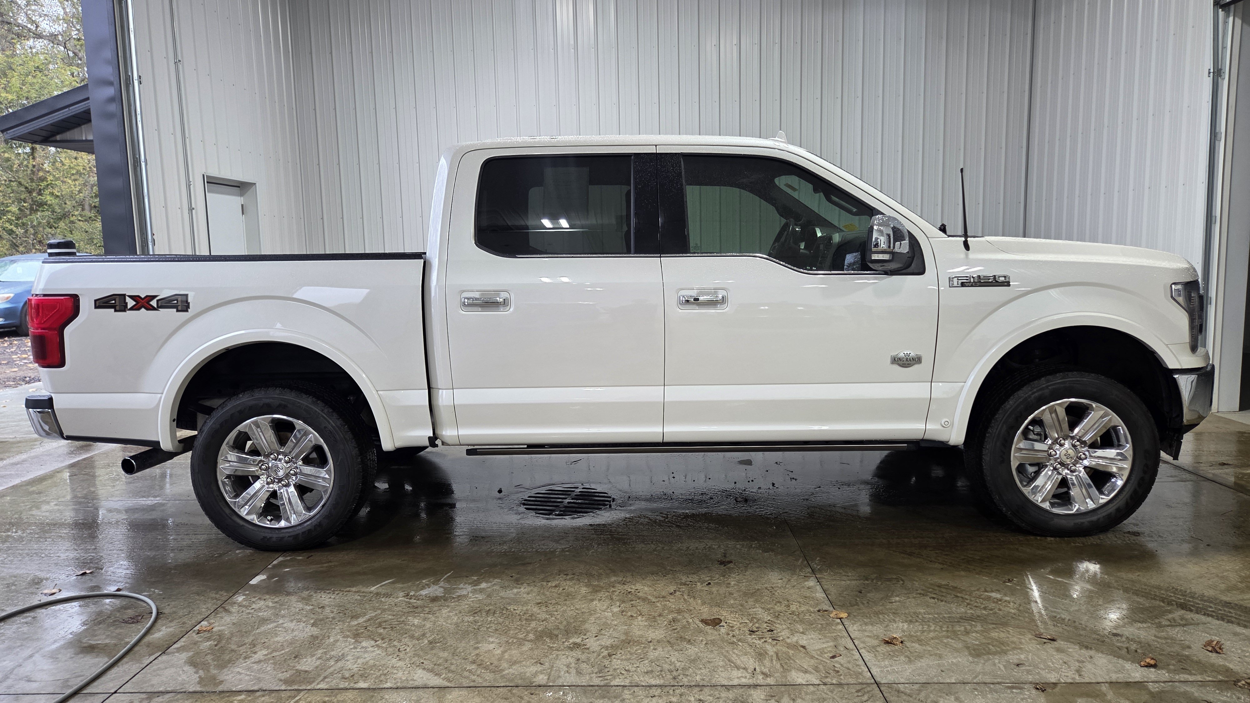 Used 2019 Ford F150 King Ranch w/ Equipment Group 601A Luxury AWD/4WD image 4