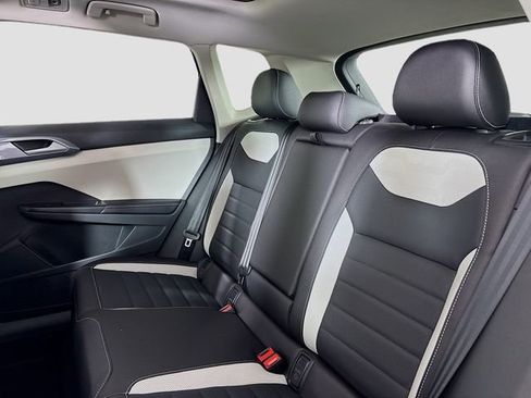 New 2026 Volkswagen Taos SEL AWD/4WD image 25