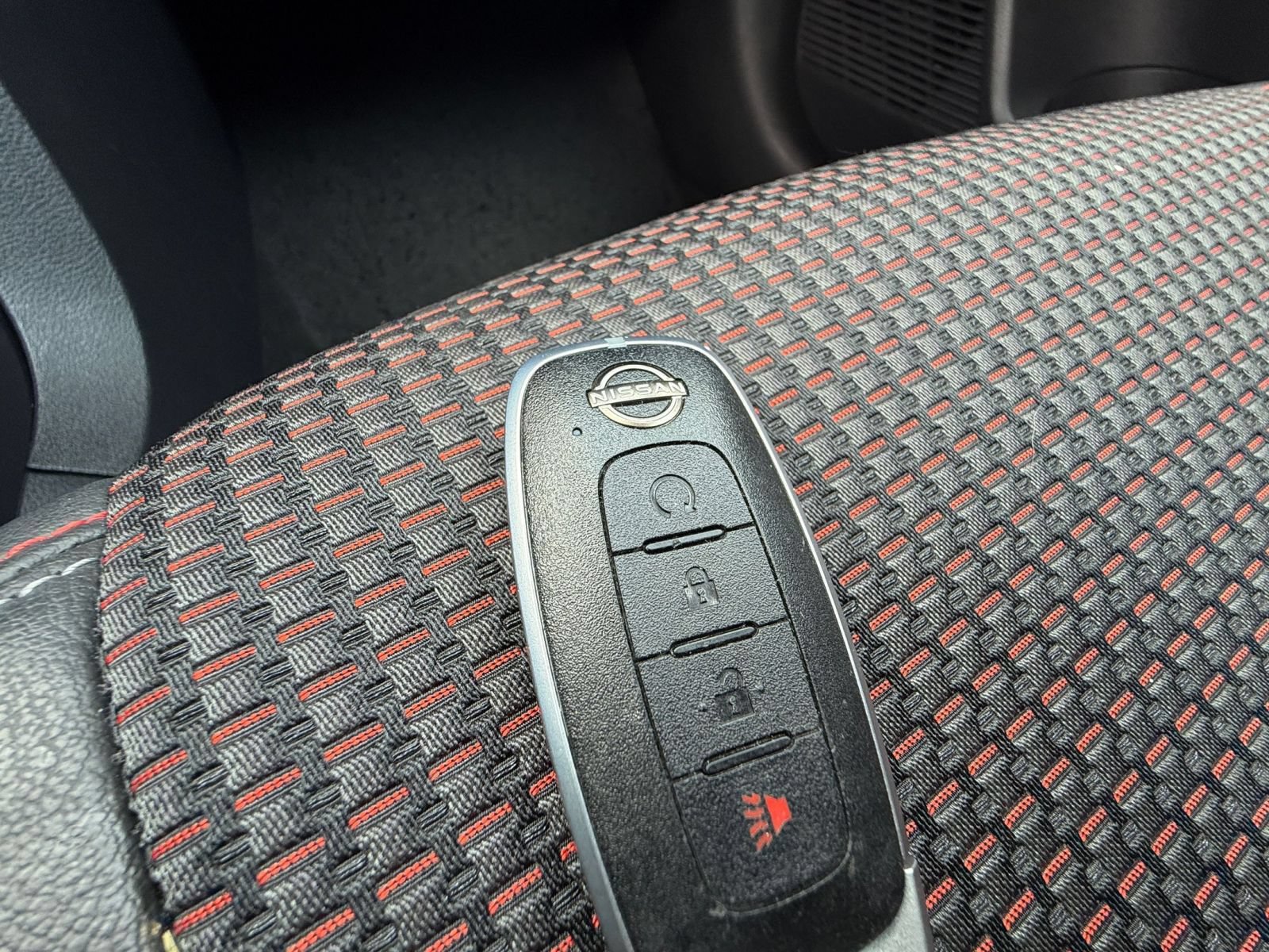 Used 2026 Nissan Kicks SR AWD/4WD image 22