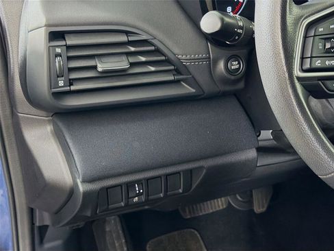 Used 2023 Subaru Outback Premium image 10