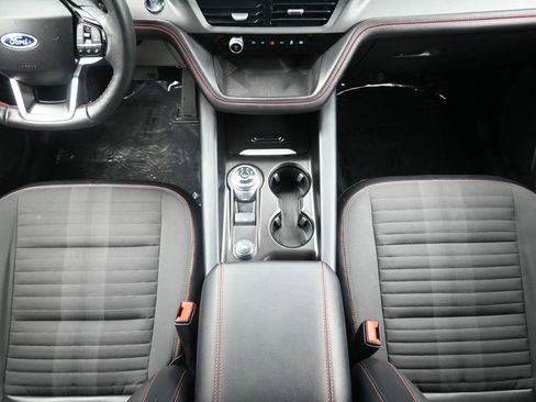 Used 2025 Ford Explorer ST-Line w/ ST-Line Street Pack image 32